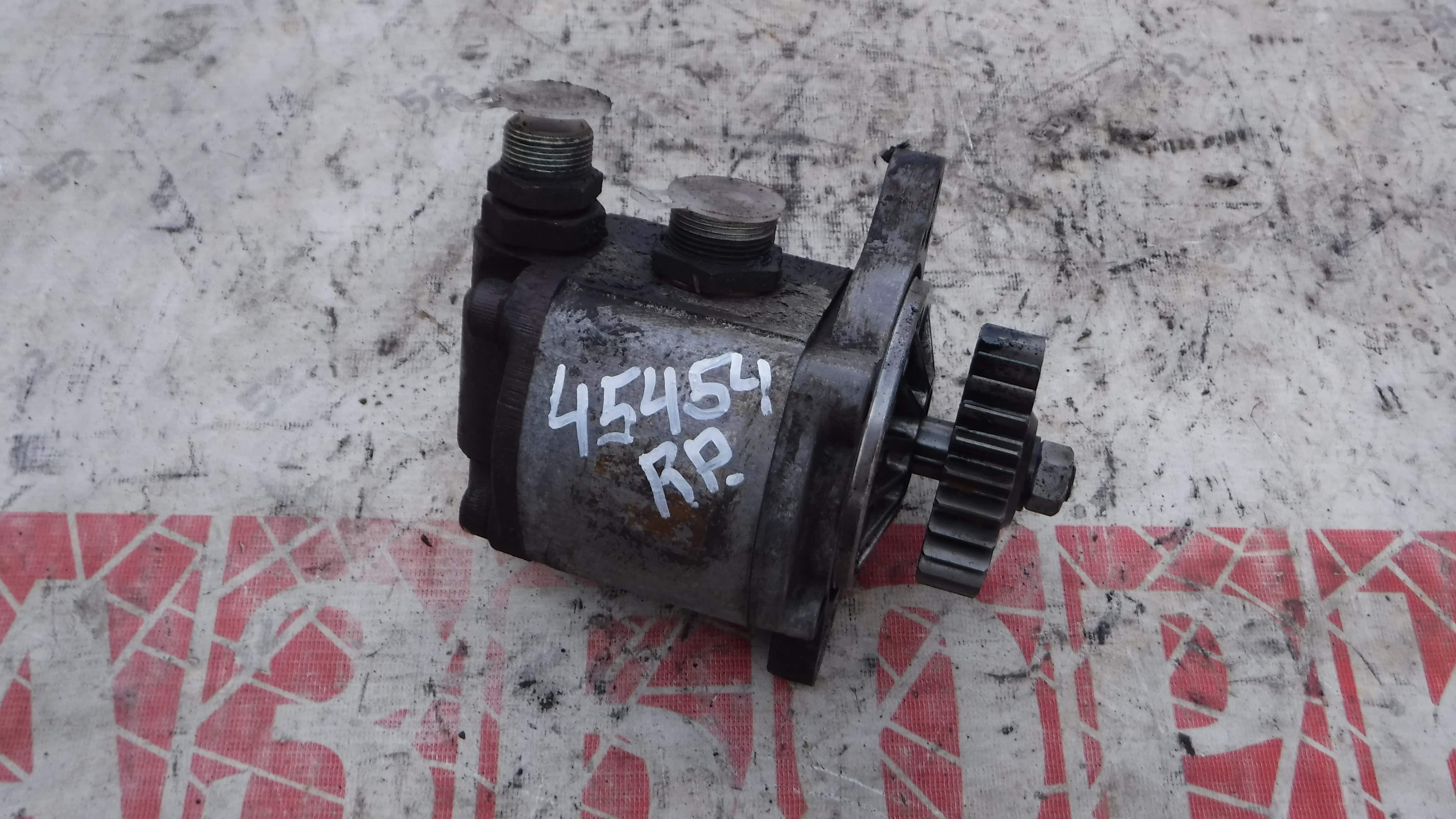 Насос ГУРа Рено премиум Renault Premium DCI320 2005